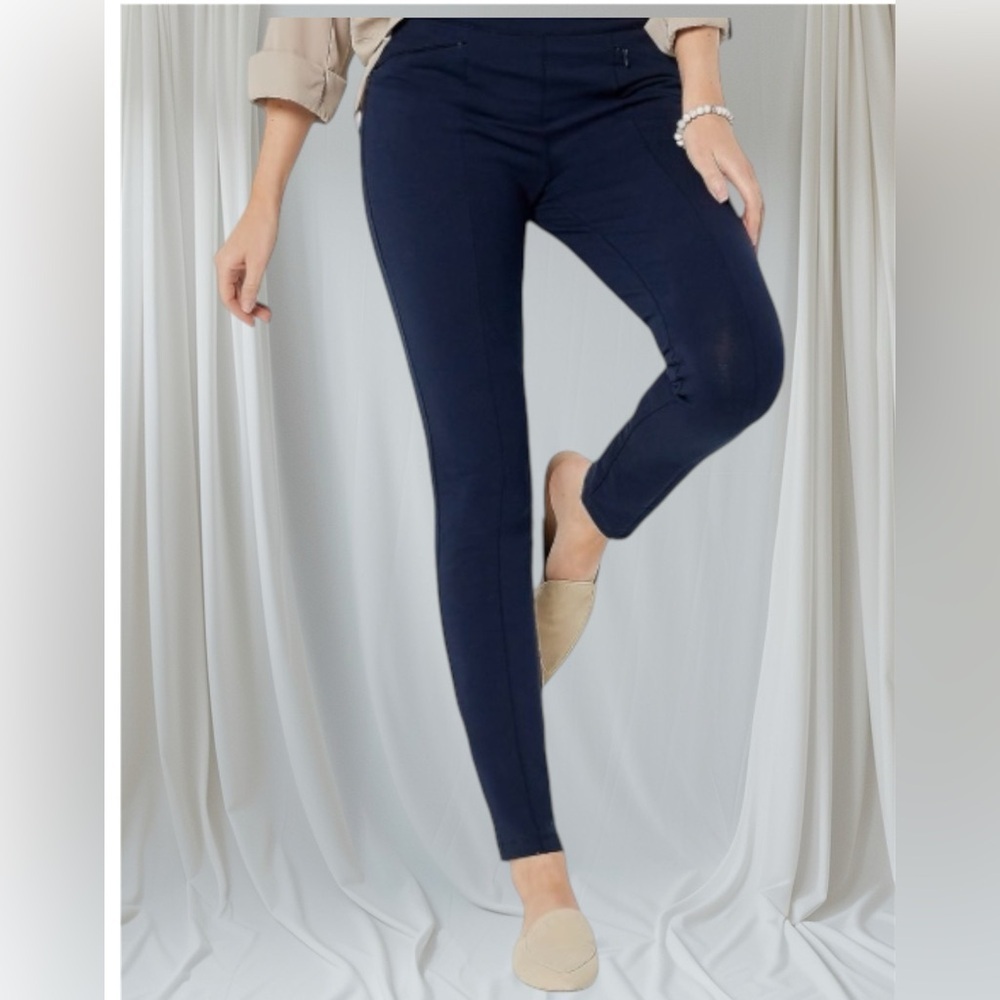 Susan Graver Weekend
Regular Premium Stretch
Ankle Leggings
Navy Size 2X